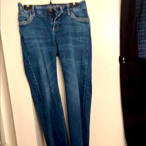 Wrangler boot cut jeans with low rise. Size 3 with 32 length